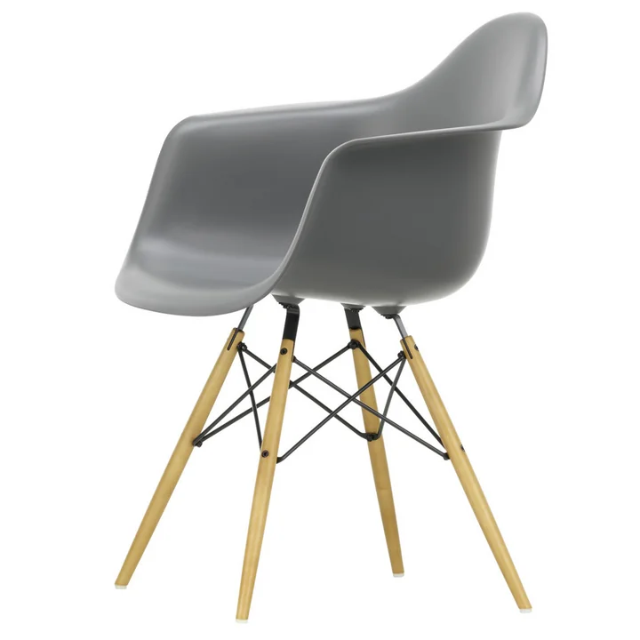 Eames Plastic Fauteuil van Vitra