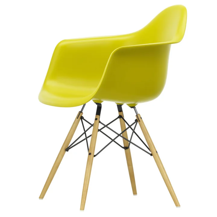 Eames Plastic Fauteuil van Vitra