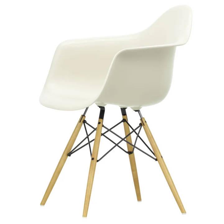 Eames Plastic Fauteuil van Vitra