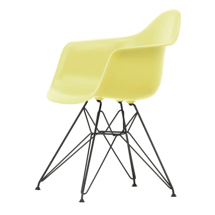 Eames Plastic Fauteuil van Vitra