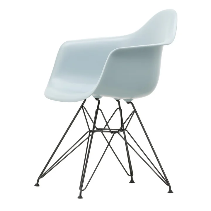 Eames Plastic Fauteuil van Vitra