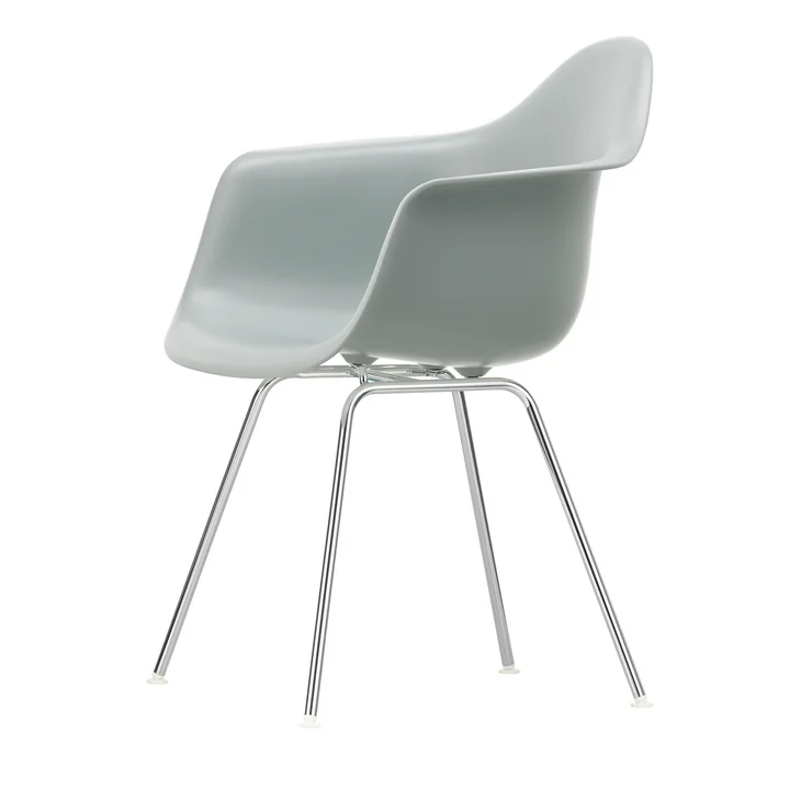 Eames Plastic Fauteuil van Vitra