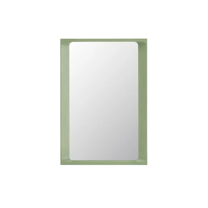 Arced Spiegel, 80 x 55 cm, lichtgroen van Muuto