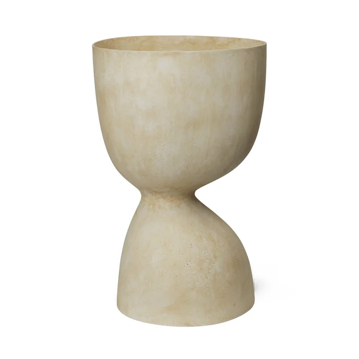 Ferm Living - Evoke Bloempot groot, Ø 44 x H 70 cm, warm zand