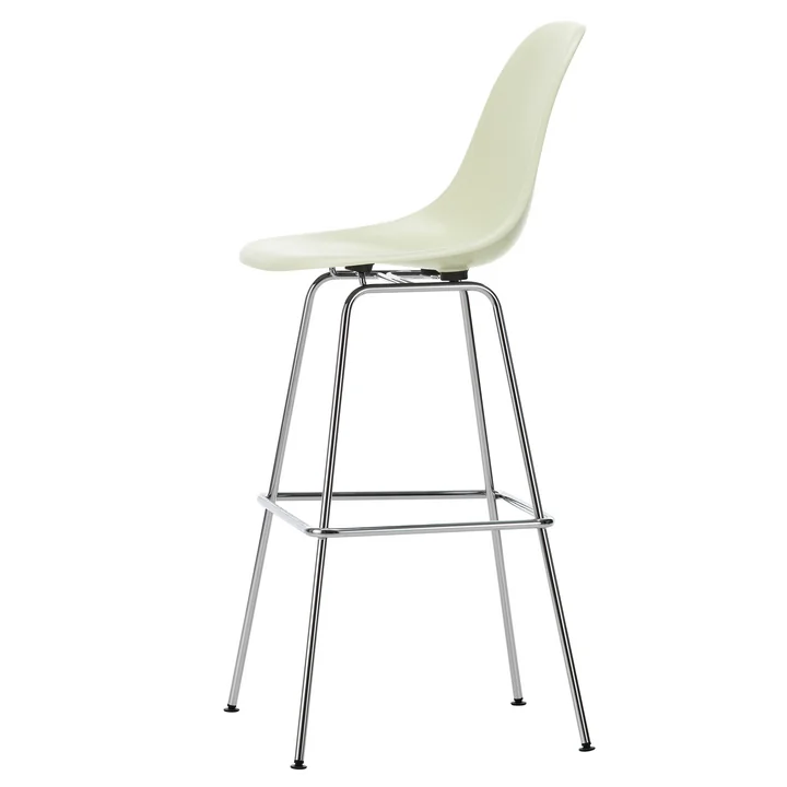Eames Fiberglass Barkruk, hoog, verchroomd / perkament van Vitra