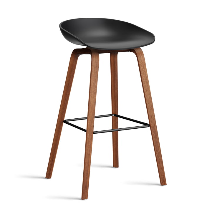 Hay About A Stool AAS 2. - 32 H 85 cm, walnoot gelakt / staal zwart / zwart 0