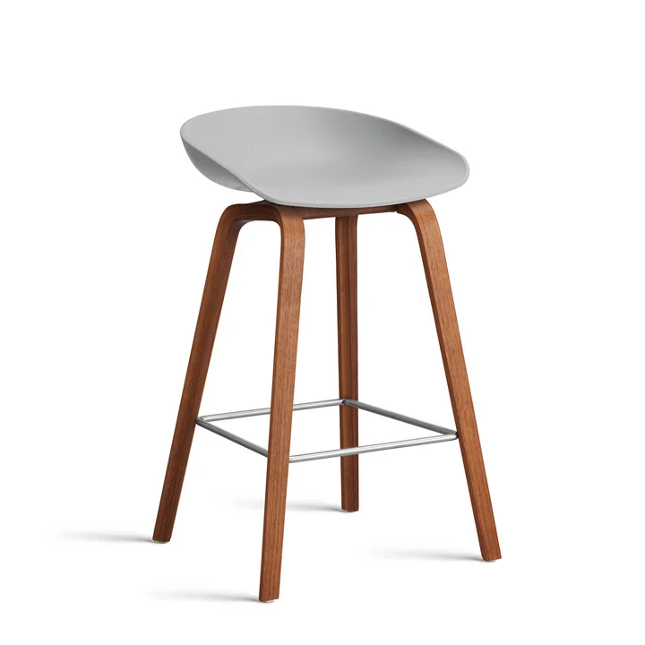HAY - About A Stool AAS 32 H 75 cm, walnoot gelakt / roestvrij staal / betongrijs 2. 0