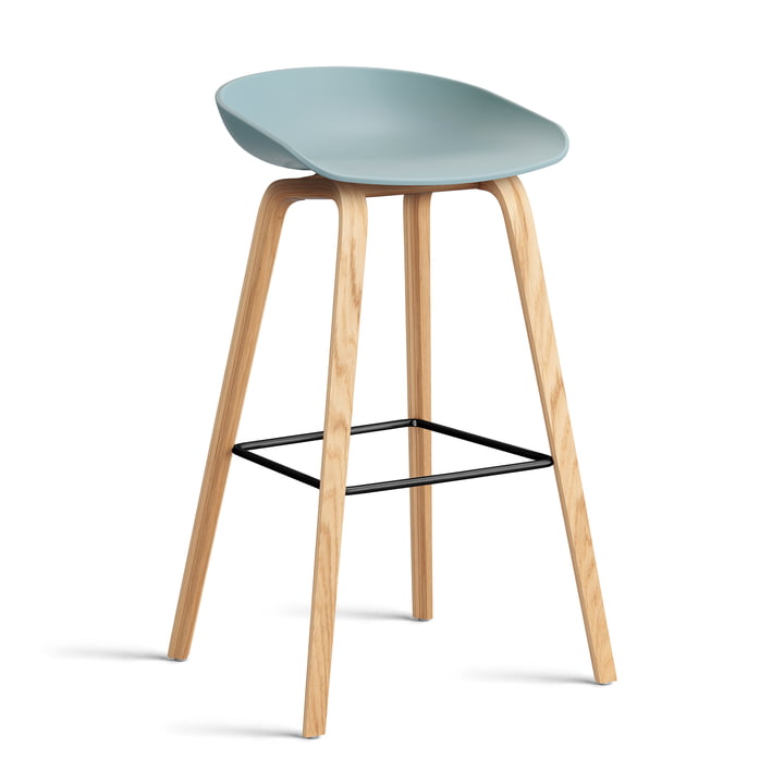 Hay About A Stool AAS 2. - 32 H 85 cm, eiken gelakt / zwart staal / stofblauw 0