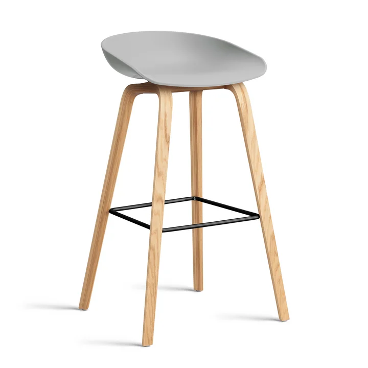 HAY - About A Stool AAS 32 H 85 cm, gelakt eiken / zwart staal / betongrijs 2. 0