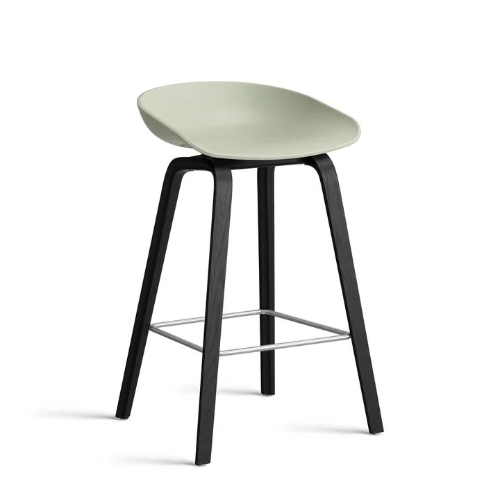 HAY - About A Stool AAS 32 H 75 cm, zwart gelakt eiken / roestvrij staal / pastelgroen 2. 0