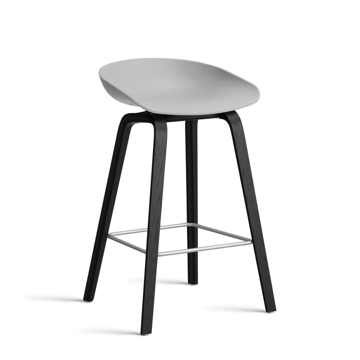 Hay About A Stool AAS 2. - 32 H 75 cm, eiken zwart gelakt / roestvrij staal / betongrijs 0