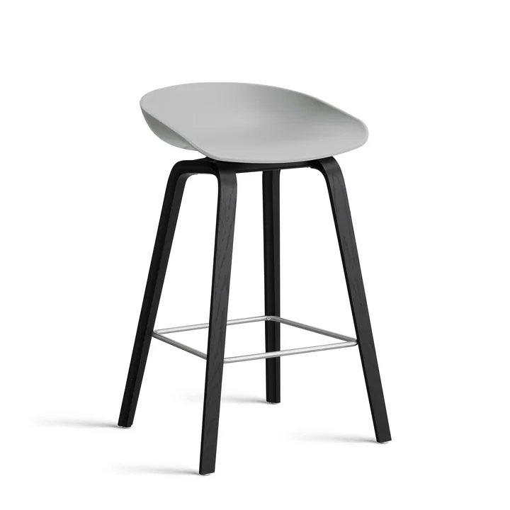 HAY - About A Stool AAS 32 H 75 cm, zwart gelakt eiken / roestvrij staal / betongrijs 2. 0