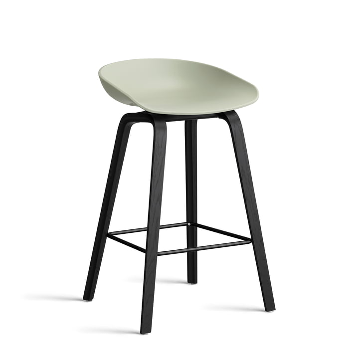 Hay About A Stool AAS 2. - 32 H 75 cm, zwart gelakt eiken / zwart staal / pastelgroen 0