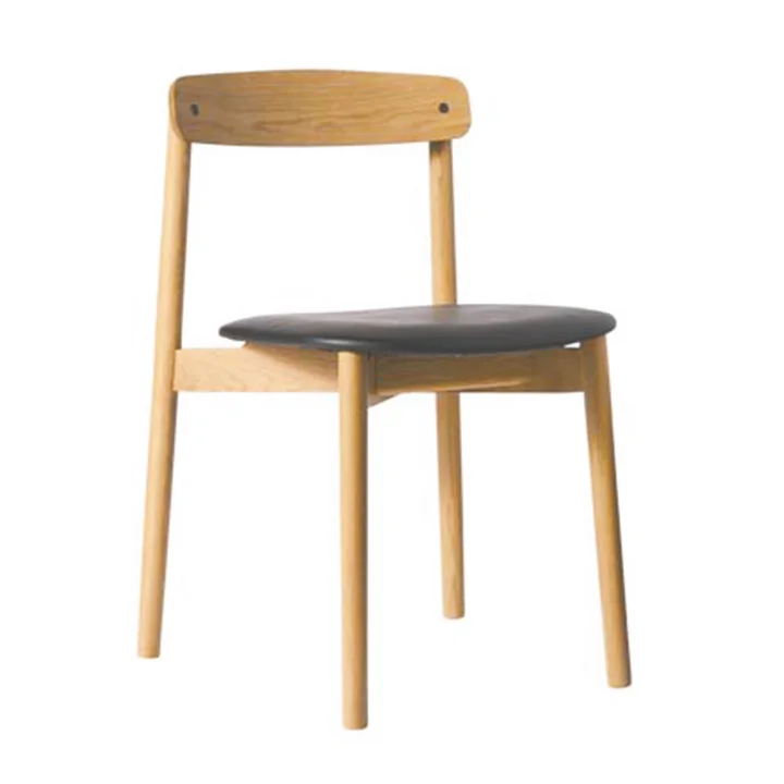 Andersen Furniture - Unite stoel, eiken wit gepigmenteerd / zwart (PU)