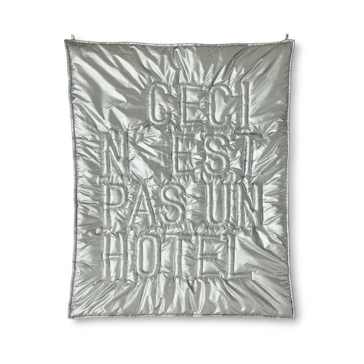 Hkliving - Wall Art Wanddecoratie 'Ceci n'est pas un hôtel', 100 x 120 cm, zilver