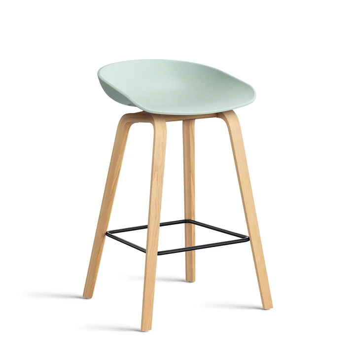 HAY - About A Stool AAS 32 H 65 cm, eiken gelakt / zwart staal / mint stof 2. 0