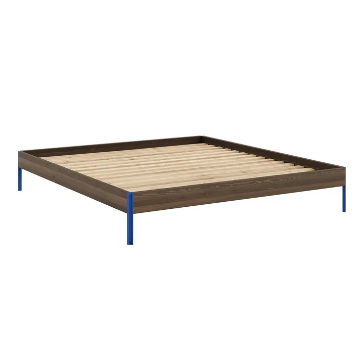 Karup Design - Core Bed 180 x 200 cm, dennen johannesbroodbruin / levendig blauw