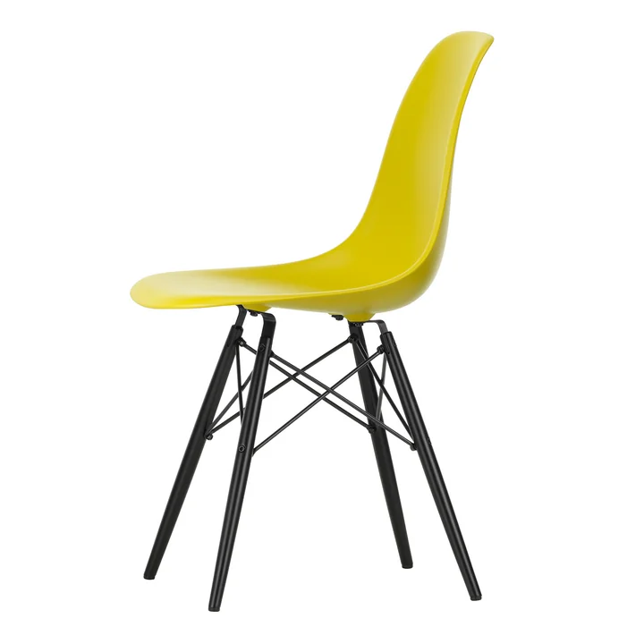 Vitra - Eames Plastic Bijzetstoel DSW RE, ahorn zwart / mosterd