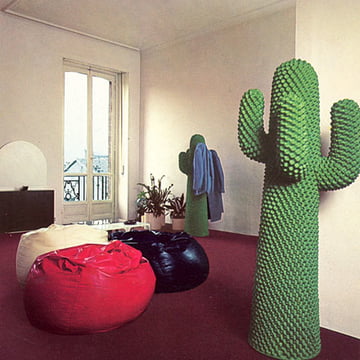 Cactus van Gufram met comfortabele zitzakken 