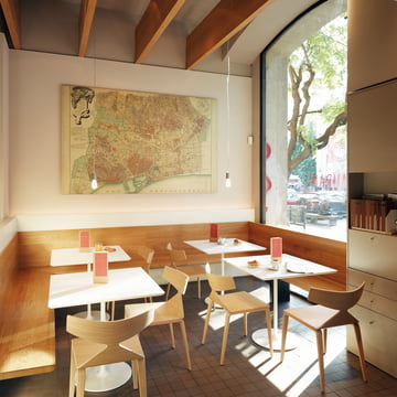 Arper - Saya stoel, houten poten, licht