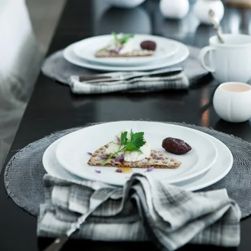 Tijdloos servies in Scandinavische look