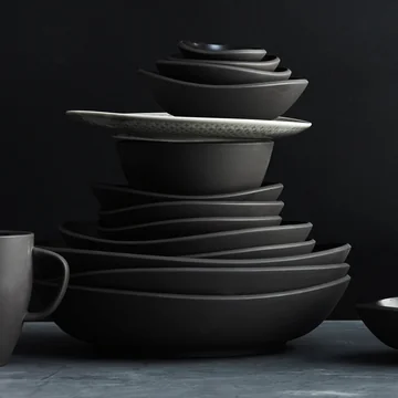 De zwarte Junto serviescollectie van Rosenthal