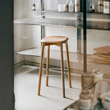 Soft Edge 32 Hoge kruk van HAY