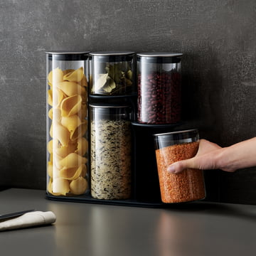 Podium 100 opbergdoos met standaard van Joseph Joseph Joseph