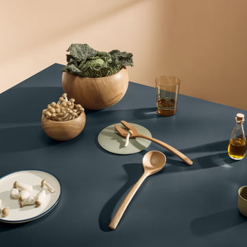 Menageri kommen en saladeservers van Kay Bojesen