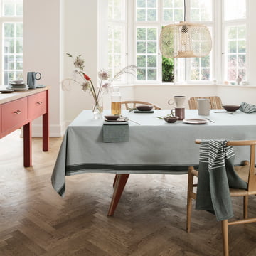 Massief tafelkleed, legergroen van Georg Jensen Damask.