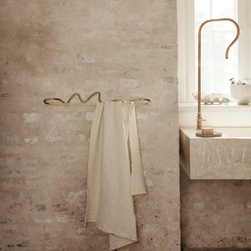 Curvature handdoekrek en organisch badlaken van ferm Living