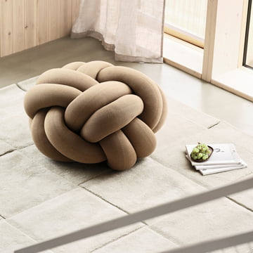 Design House Stockholm - Knot Kussen XL, camel