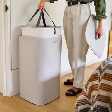 Joseph Joseph - Tota Een wasmand met één vak 60 l, ecru