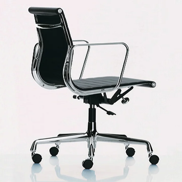 Aluminium Group EA 117 bureaustoel van Vitra