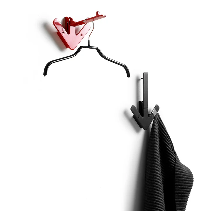 De decoratieve Arrow Hanger van Design House Stockholm in verschillende kleuren