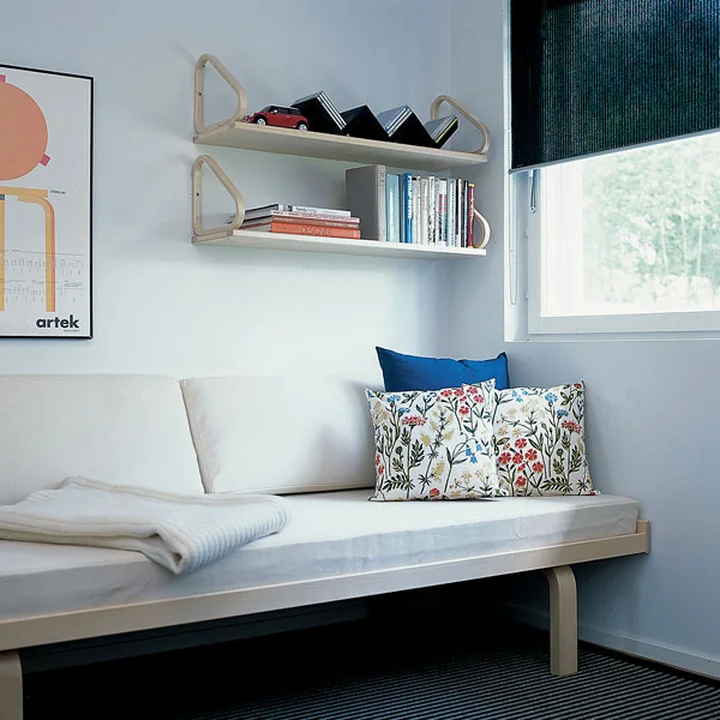 De Daybed 710 van Alvar Aalto voor Artek