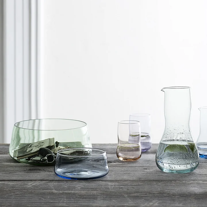 Toekomstige drinkglazen en karaf