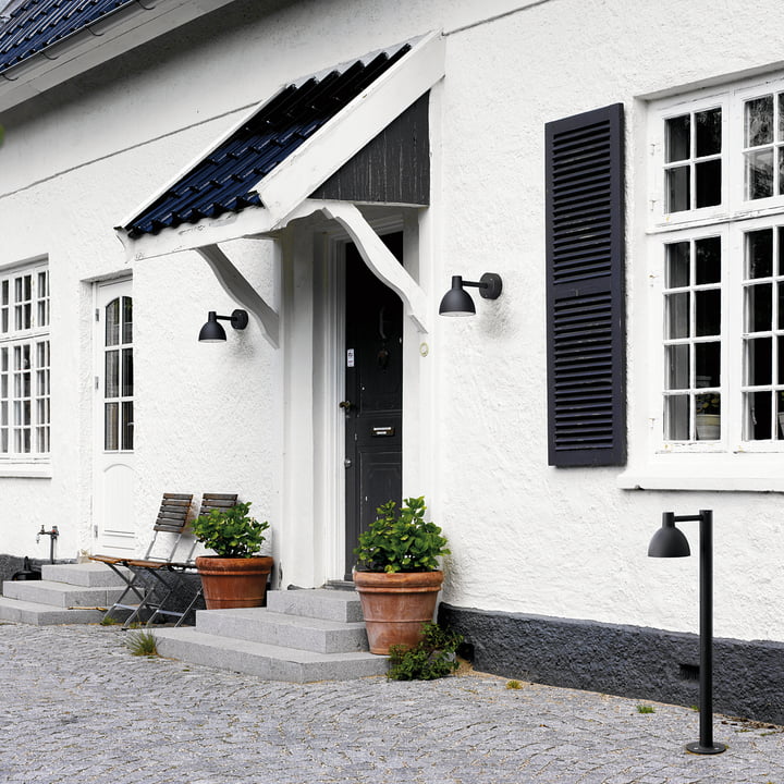 Toldbod 155 Wandlamp op de muur van het huis