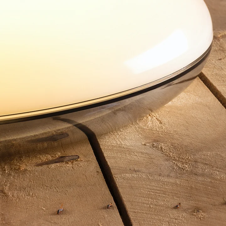 Louis Poulsen - Zilverkleurige plafond- en wandlamp - spiegeling