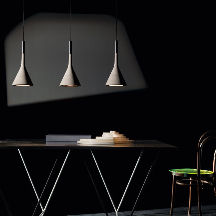 Foscarini Aplomb - Hanglamp trio grijs, boven tafel