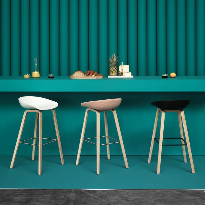 About A Stool AAS 32 van HAY