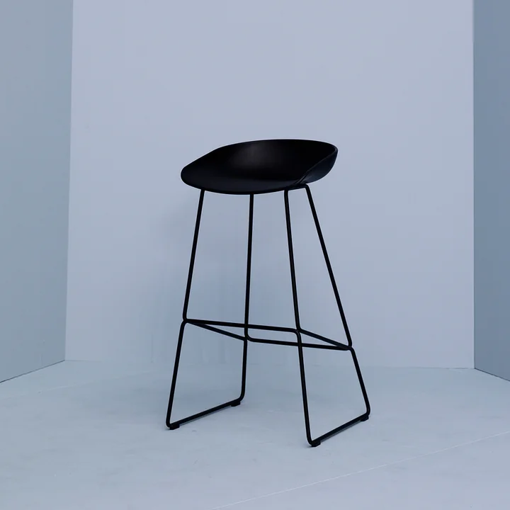 HAY - About A Stool AAS 38, zwart / zwart
