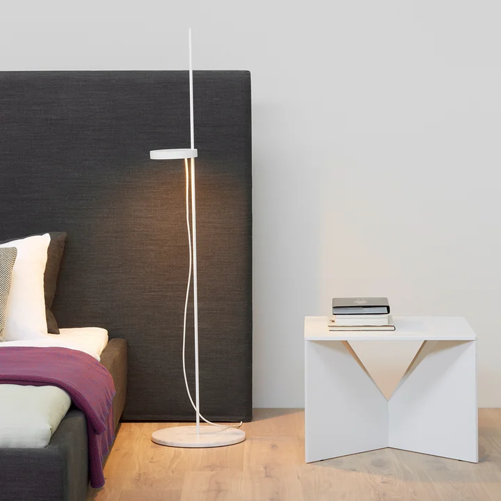 FK04 Calvert Salontafel van e15