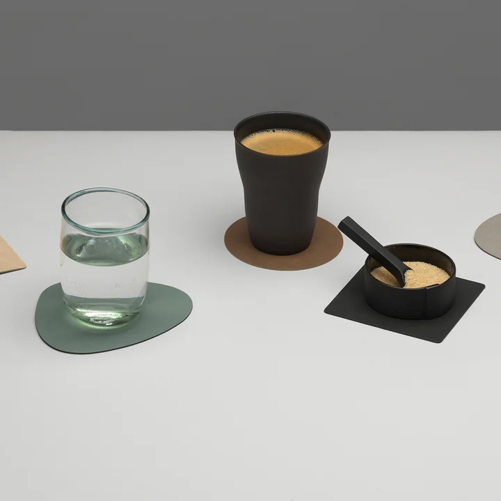 Glazen onderzetters van Lind DNA