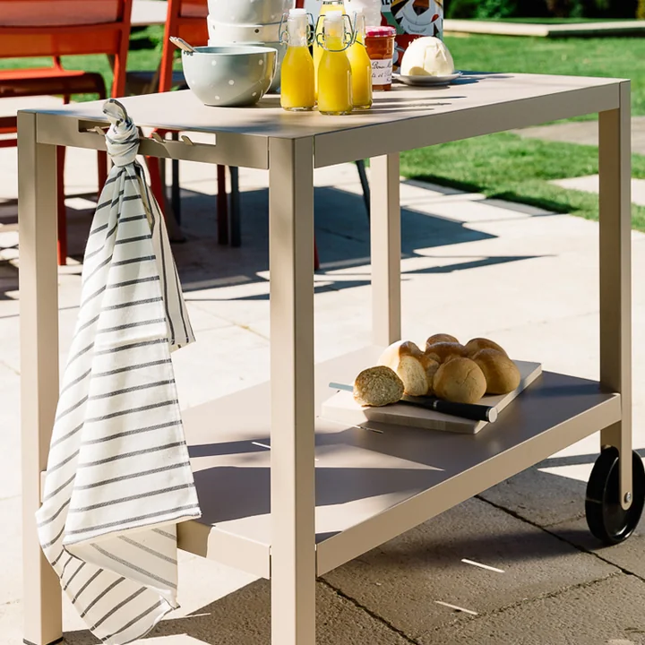 Quiberon bijzettafel met wielen