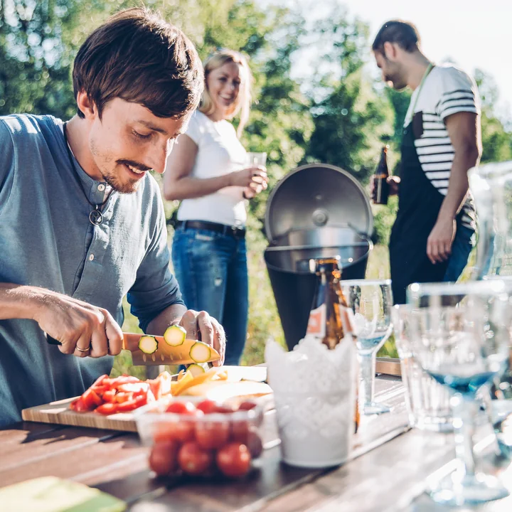 Instelbaar barbecueën met houtskool 