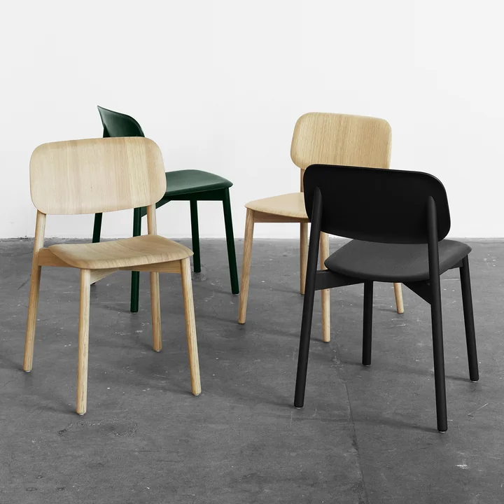 The HAY - Soft Edge stoel in eiken / zwart / groen