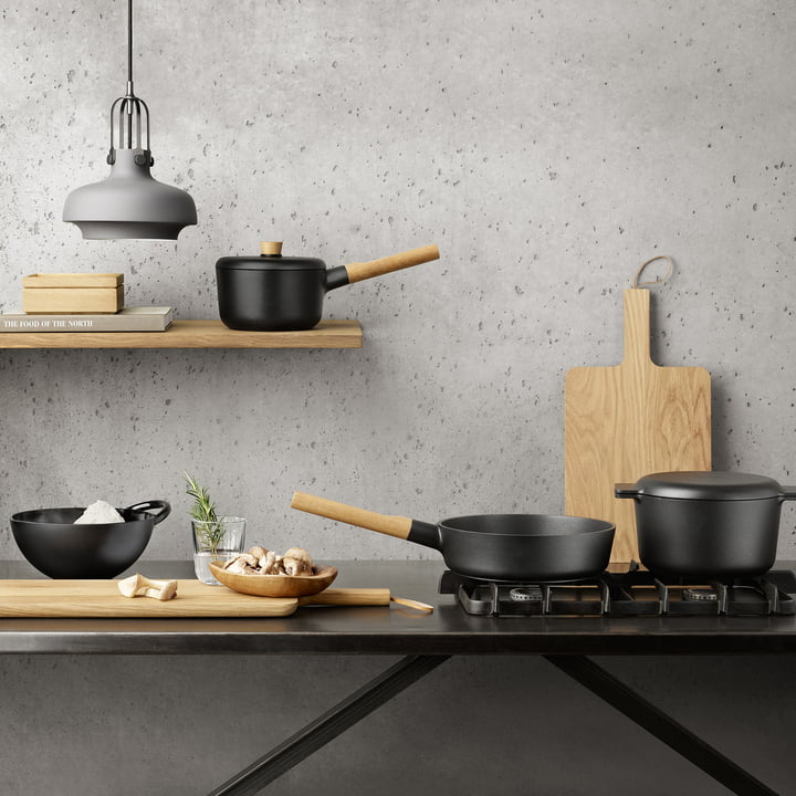 Sauteerpan, steelpan, steelpan en mengkom uit de Nordic Kitchen collectie van Eva Solo