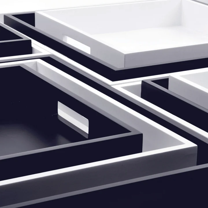 Zen Dienblad van XLBoom in koffieboon en wit