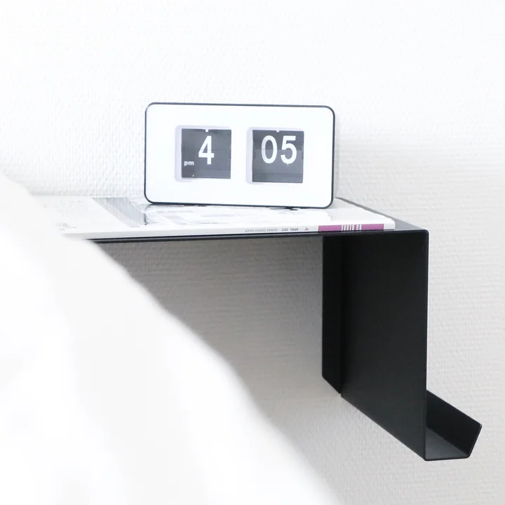 Bedside Table rechts van Nichba Design in het zwart